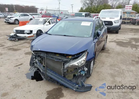 2017 Subaru Impreza 2.0I Premium z USA, uszkodzony, nr VIN 4S3GTAB66H3705313